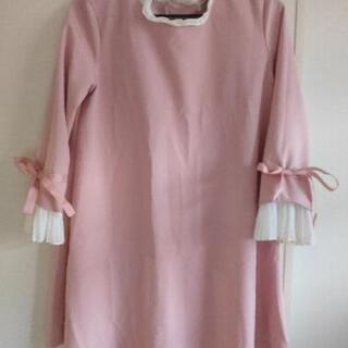 【まとめ売り】厚めのMサイズ服の画像