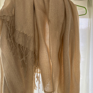 【２枚目が実際の色に近いです】大判ストールの画像