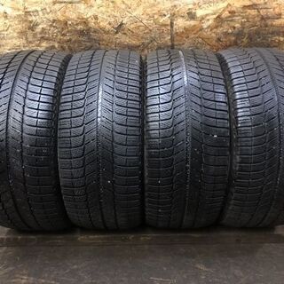 MICHELIN X-ICE XI3 245/40R18 18イ...