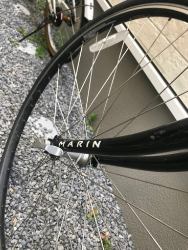 ロードバイク　クロスバイク　自転車　