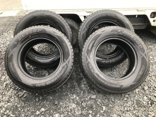 265/65R17 スタッドレスタイヤ　4本