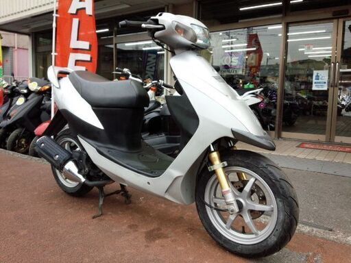 NO.3623　ＺＺ（ジーツー）　２サイクル７．２馬力　ハネ付き　１２インチ　シルバー　☆彡