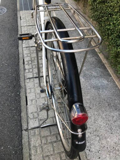 お話中　27インチ　オートライト　6段ギア付き　中古自転車