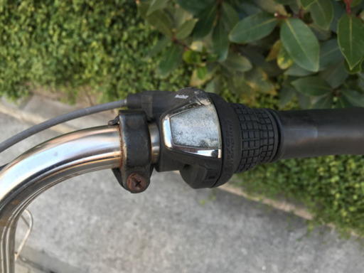 お話中　27インチ　オートライト　6段ギア付き　中古自転車
