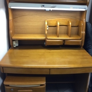 ITOKI 学習机の画像