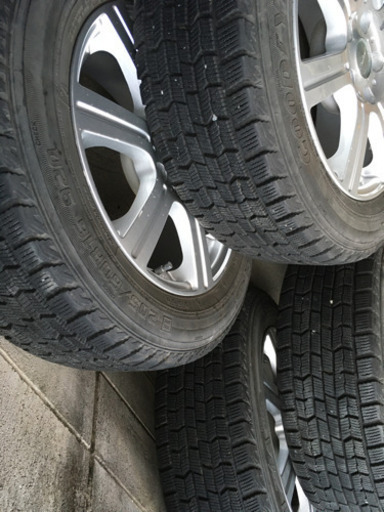アルミホイール　スタッドレス　205/60R16 グッドイヤー