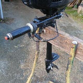 船外機スタンド。の画像