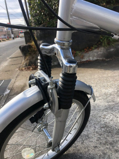 16インチ　折りたたみ自転車　6段変速