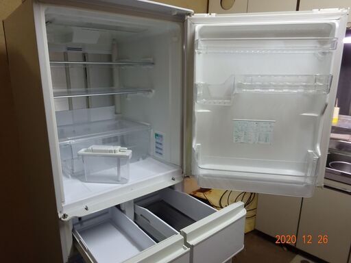 ＠＠＠＠売却済み　シャープ　冷蔵庫　SJ-PW38W-S　容量384リットル