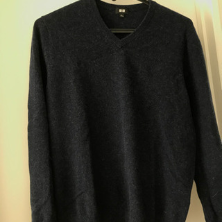 UNIQLO カシミヤセーター　ネイビー
