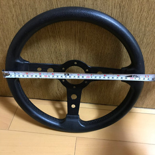 ステアリング　黒の画像