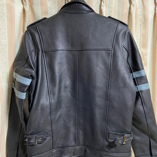 値下げしました。今からのシーズンに👍 新品 試着のみ (交渉可)cowleather 牛革ライダーズジャケットMの画像
