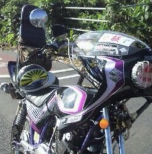 三段シート GSX400E KATANA ゴキ