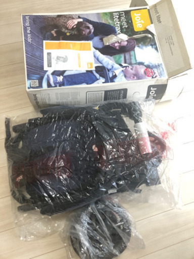 箱つき、三輪ベビーカー