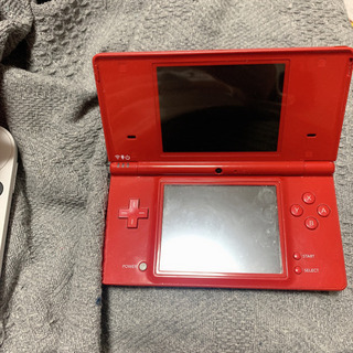 ニンテンドーDS i 本体の画像