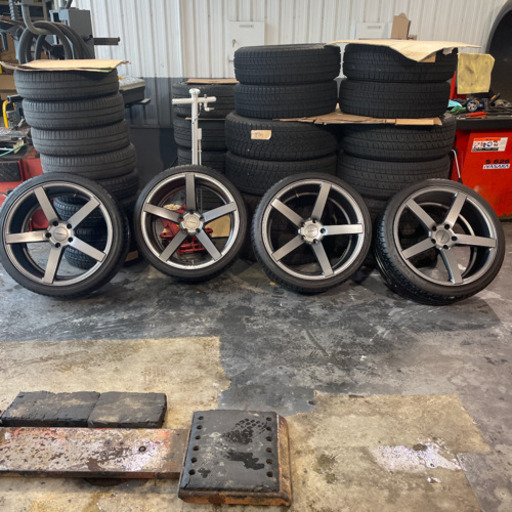 車のパーツ vossen