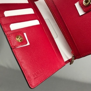 FURLAフルラ バビロン 赤サフィアーノレザー コンパクト折財布の画像