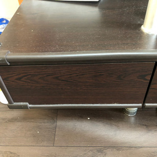 ガラステーブルの画像