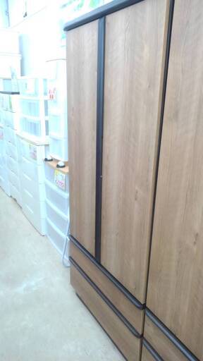 ニトリ クローゼット 幅79cm 奥行57cm 高さ179cm