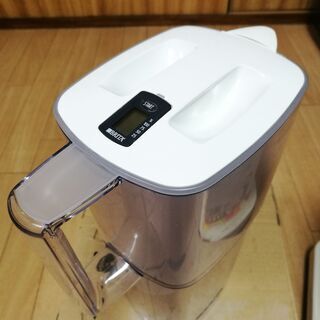 携帯式濾水器　BRITA　2.2L
