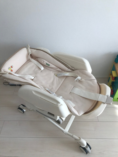 コンビ　ハイ&ロースウィングラック 電動ベビーベッド