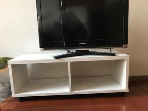 テレビ(TOSHIBA)・テレビ台