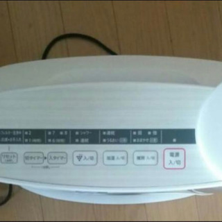 SHARP 加湿セラミックファンヒーター 電気ストーブの画像