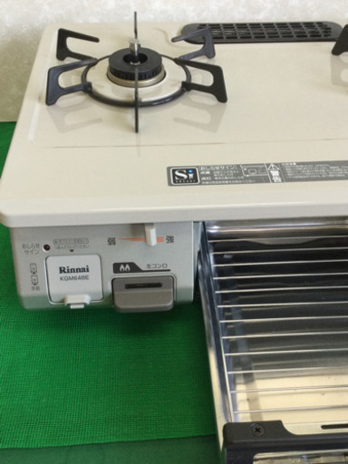 中古　2016年製　ガスコンロ　都市ガス　幅59　　奥行47　　高さ18(天板)　 （ｃｍ）　水無しグリル