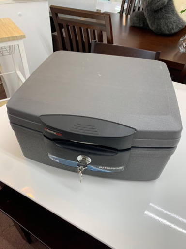 耐火保管金庫 sentry safe H2100
