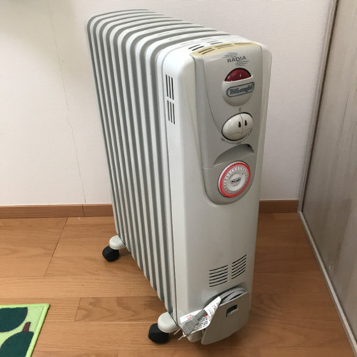 DeLonghi デロンギ　オイルヒーター