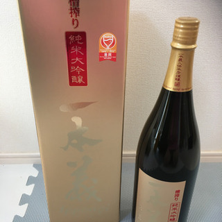 ⭐️大幅値下げ　純米大吟醸　一本義　１８００ml