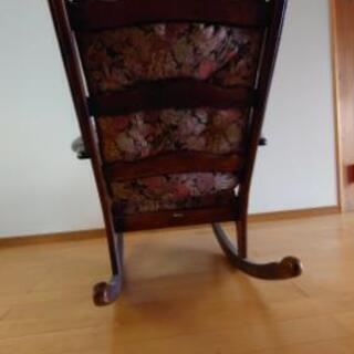 カリモク ロッキングチェアの画像