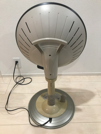 ハロゲンヒーター SANYO R-HW8