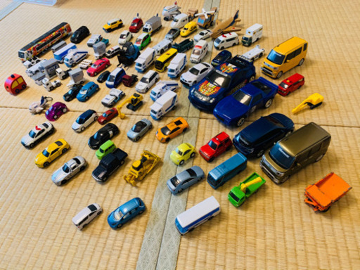ミニカー　トミカ　（写真追加あり）