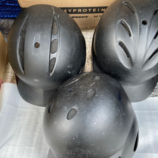 【お譲り先決まりました】野球　ヘルメット　黒　3個の画像