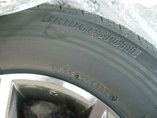新車外し 2020年製 200系 ハイエース 6型 純正 アルミホイール 15インチ ブリヂストン 195/80R15 107/105