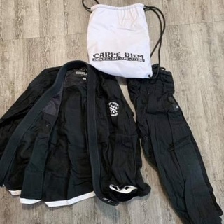 柔術　道着　黒　Carpediem 道着　A3 新品に近い