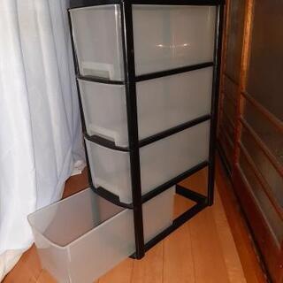 4段引き出しの画像