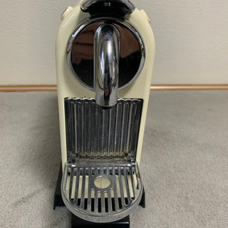 ネスプレッソコーヒーメーカー