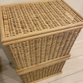 無印　カゴ　2つの画像