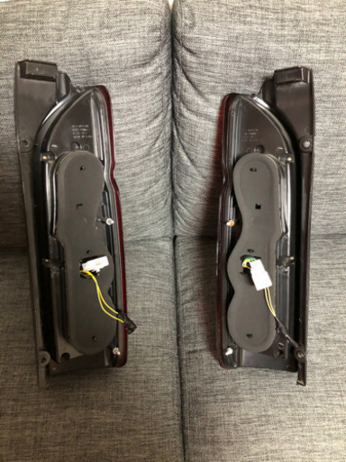 200系ハイエース　LEDテールランプ