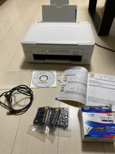 EPSONプリンタ　px049A 新品インク純正3色付き