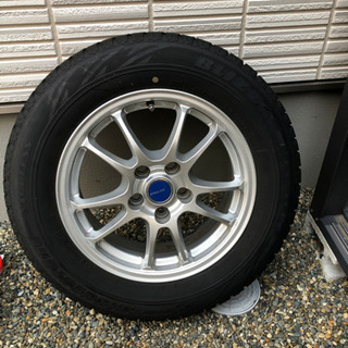 ブリヂストン　スタッドレスタイヤ　ホイール付き　pcd114.3 205/65R16 トヨタ用　