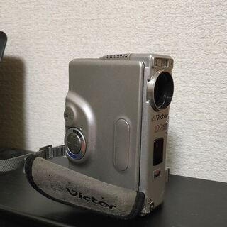 VICTOR　液晶付デジタルビデオカメラ  GR-DVX7の画像