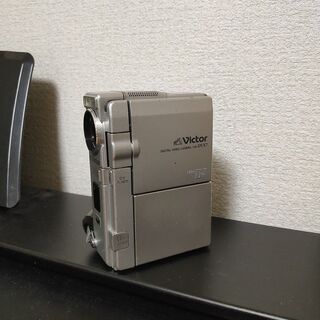 VICTOR　液晶付デジタルビデオカメラ  GR-DVX7の画像
