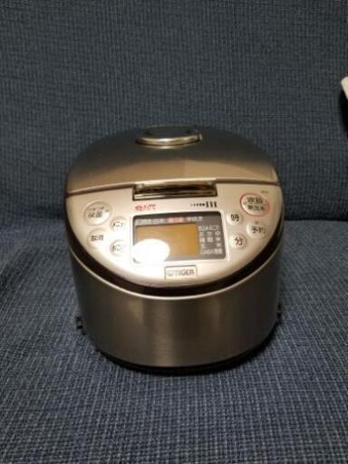 TIGER IH炊飯ジャー\u003c炊きたて\u003e(5.5合炊き) ブラウン JKH-T100