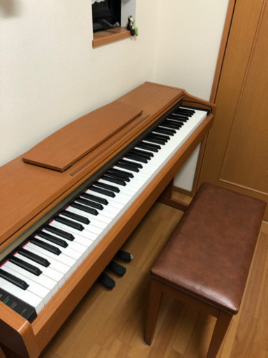 値下げしました!  YAMAHA 電子ピアノ　J-7000