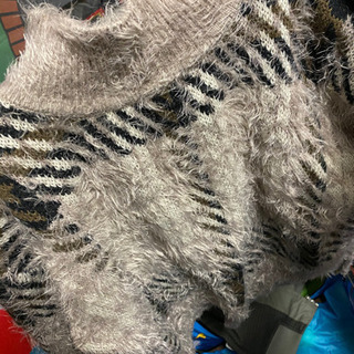 AZUL ニットの画像