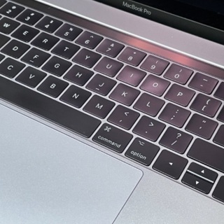 Macbookpro 15インチ 2017フルスペック 保証あり USキーモデル 総額40万円で購入の画像