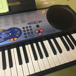 電子ピアノ CASIO lk-36 キーボード　電子鍵盤　カシオの画像
